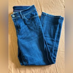 Llbean Jean Straight Leg Capris, sz 10